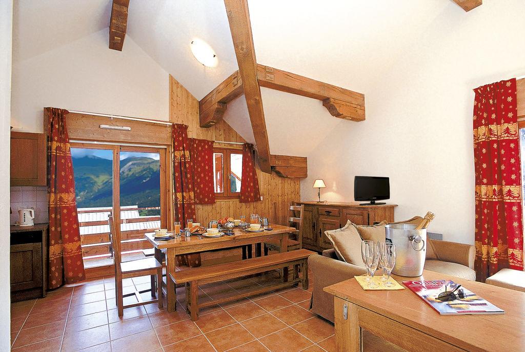 Residence Prestige Odalys La Cascade - Les Epinettes 瓦约尼 外观 照片
